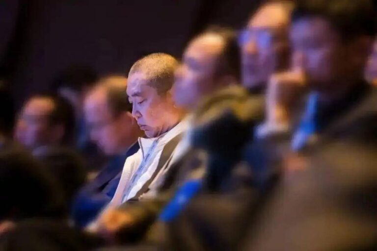 《生化危机》手游版部分细节曝光 迷幻风大师天野喜孝加盟